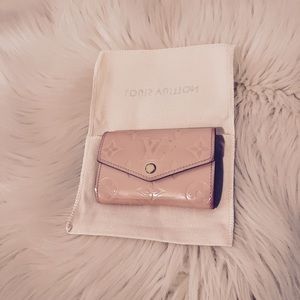 💕SOLD-Louis Vuitton Vernis Rose Ballerine 6 Key Holder